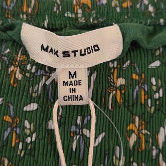 Max Studio NWT Green Ditzy Floral Circle Skirt Size M - Picture 6 of 7